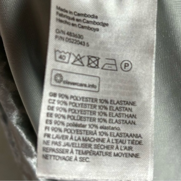 H&M green velvet camisole - Picture 6 of 6